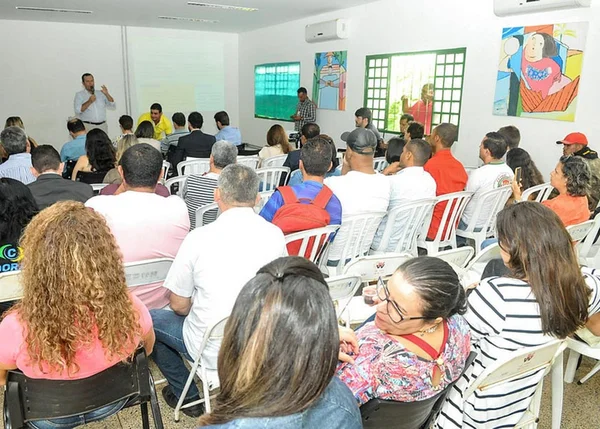 Programa Câmara em Movimento aproxima população e CLDF