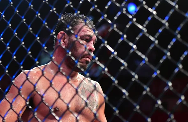 Corre que dá tempo: emprego temporário no UFC Brasil