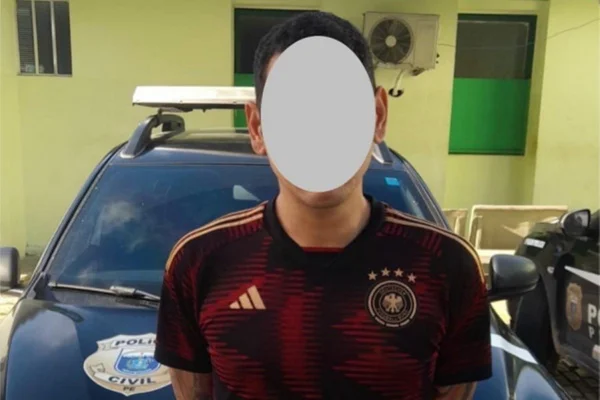 Imagem colorida, suspeito de 22 roubos, homem com tornozeleira é preso outra vez- Metrópoles