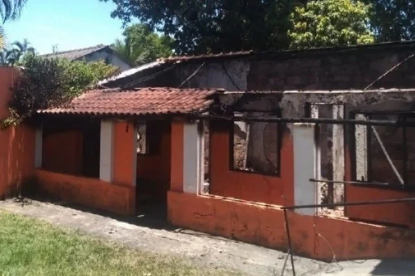 Idosa de 95 anos morre carbonizada após incêndio em casa de repouso no Rio