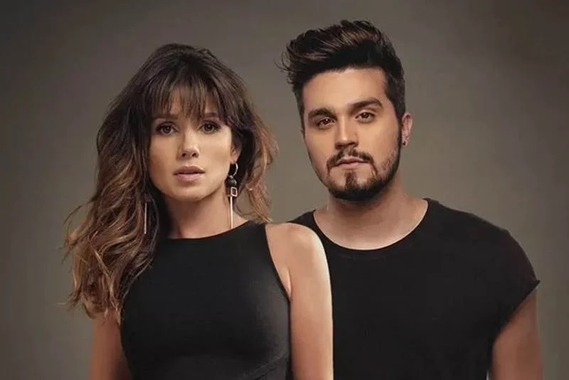 Na semana passada, Luan Santana soltou a voz com Paula Fernandes em parceria na música Juntos Na semana passada, Luan Santana soltou a voz com Paula Fernandes em parceria na música Juntos
