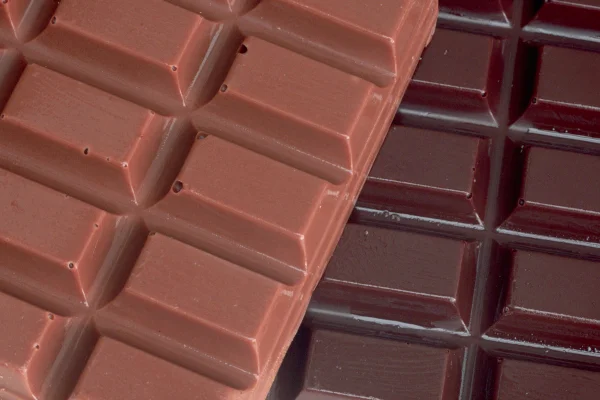Imagem mostra barras de chocolate