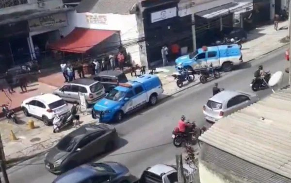 polícia em local de crime