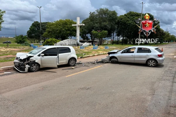 Motorista sofre três golpes de faca e provoca acidente em Taguatinga