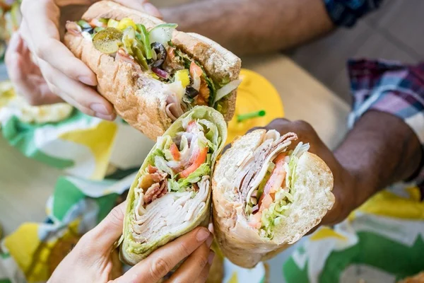 Subway lança novo sanduíche e cookie de churros
