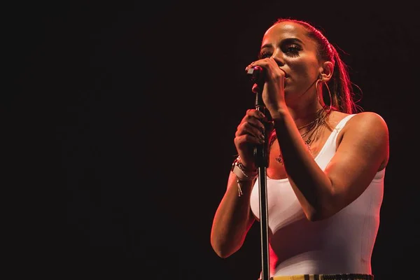 Podcast Intervalo: por que Anitta briga com todo mundo?
