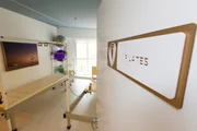 Ambientes acessíveis e confortáveis, que reforçam o compromisso com a humanização da saúde.