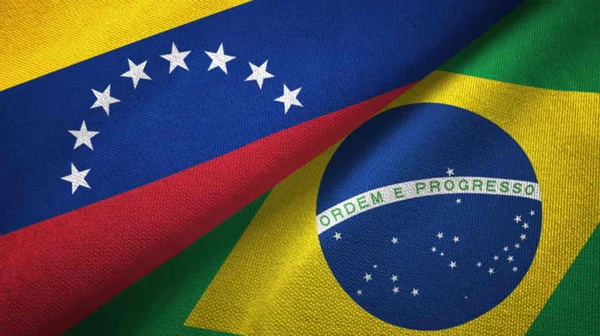 Imagem colorida. Bandeira Brasil e Venezuela