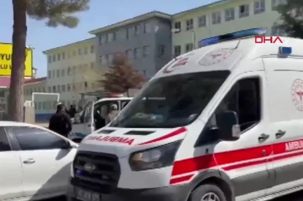 Ataque a tiros em escola na Turquia deixa ao menos 16 feridos