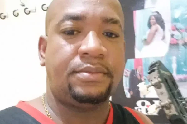 Cantor de pagode é morto a tiros em obra na qual trabalhava no Rio