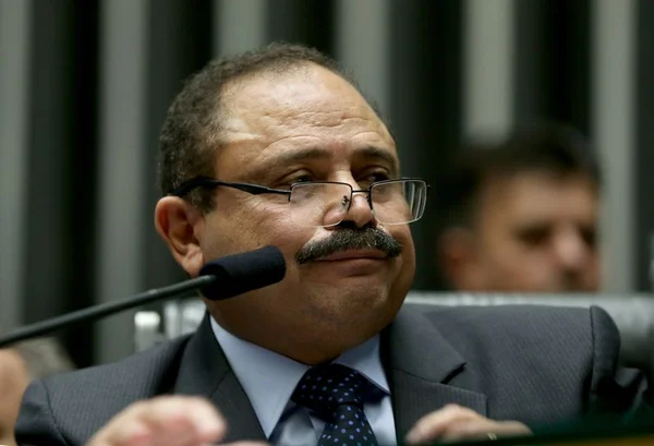 Polícia Federal analisará dados bancários de Waldir Maranhão