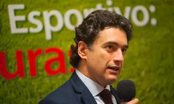 Diplomata Carlos Villanova