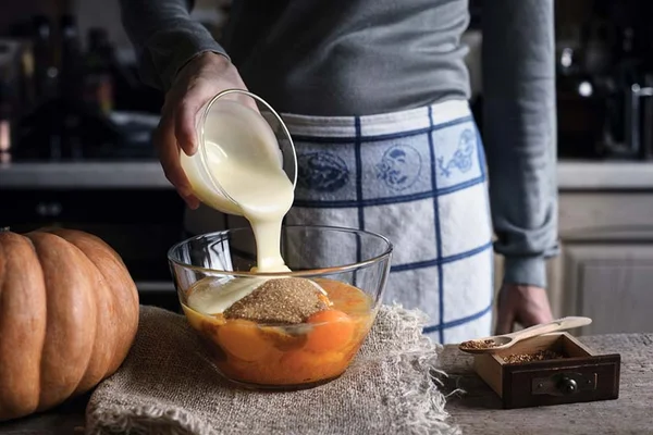 Aprenda receita prática para fazer leite condensado em casa