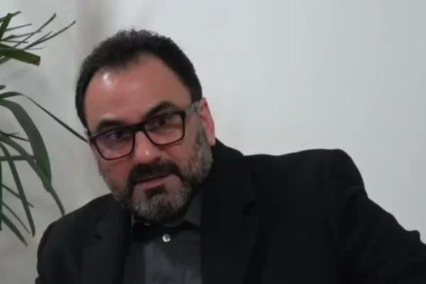 veterinário Oswaldo Fernandes Costa Junior