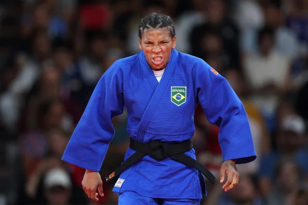 Foto colorida de Rafaela Silva - Metrópoles