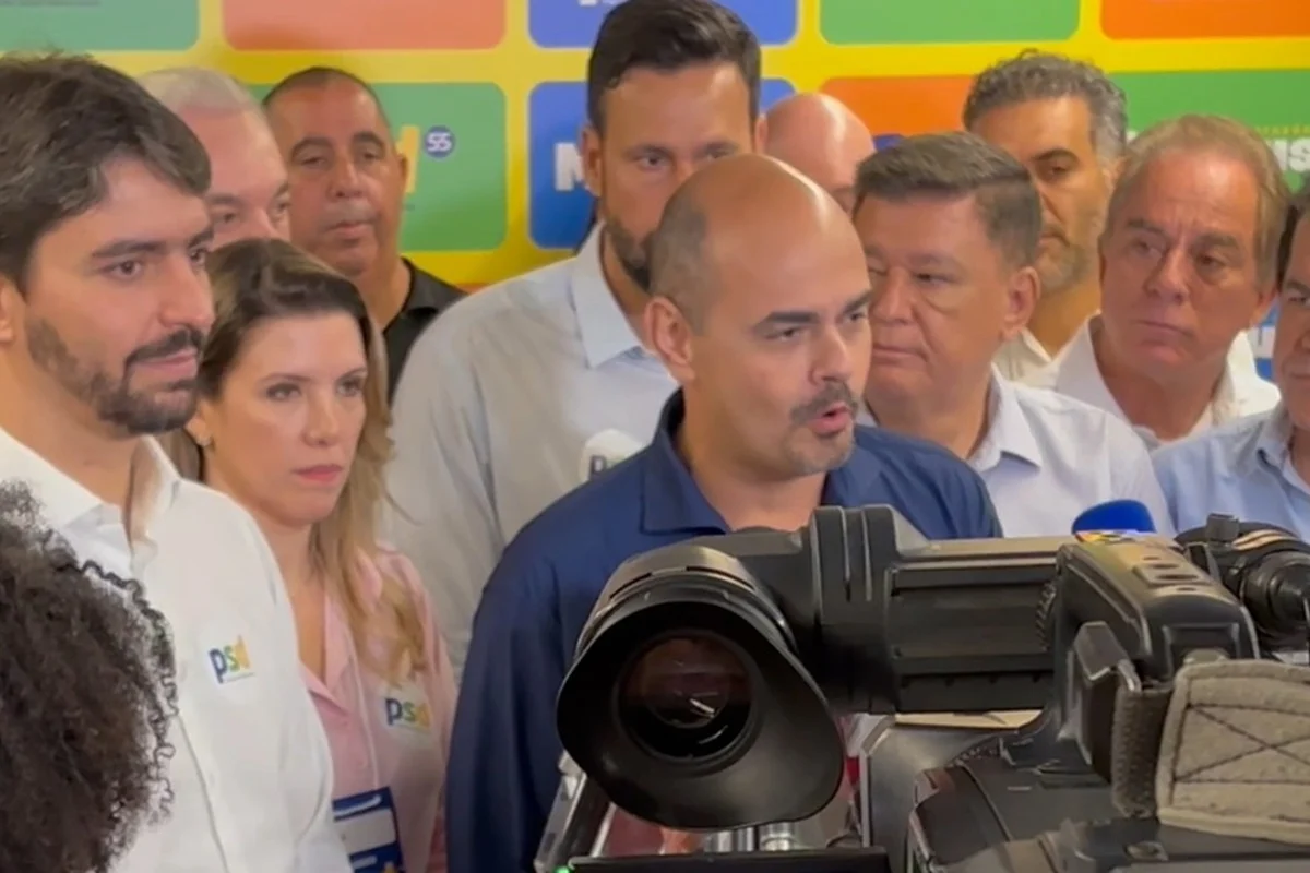 Simões presta solidariedade a Cleitinho após crise no Republicanos