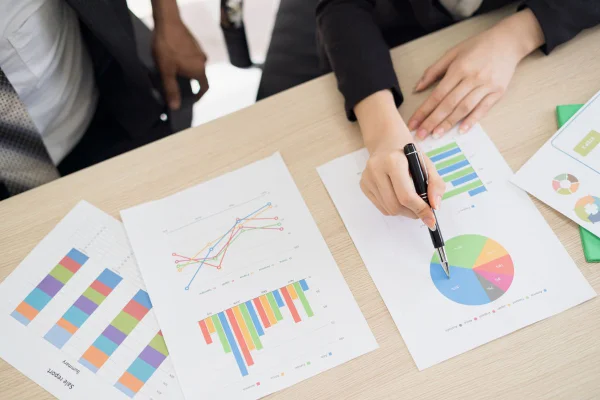 Empresas não alcançaram metas de marketing em 2023, aponta estudo