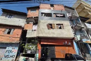 Paraisópolis tem sobrados com vários andares construídos em cima e ao lado do Córrego Antonico Paraisópolis tem sobrados com vários andares construídos em cima e ao lado do Córrego Antonico