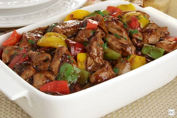 11 receitas deliciosas que você pode utilizar o frango em cubinhos
