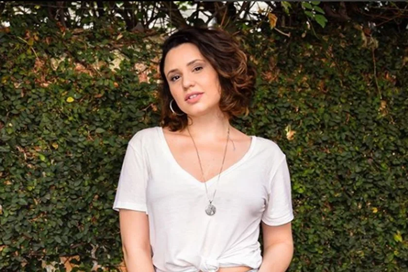 Para inspirar os fãs, a ex-Chiquitita colocou na legenda um trecho da música Mulher Feita, do Projota Para inspirar os fãs, a ex-Chiquitita colocou na legenda um trecho da música Mulher Feita, do Projota
