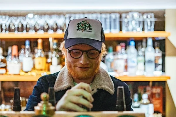 Ed Sheeran perde 25 kg após ler comentários gordofóbicos na web