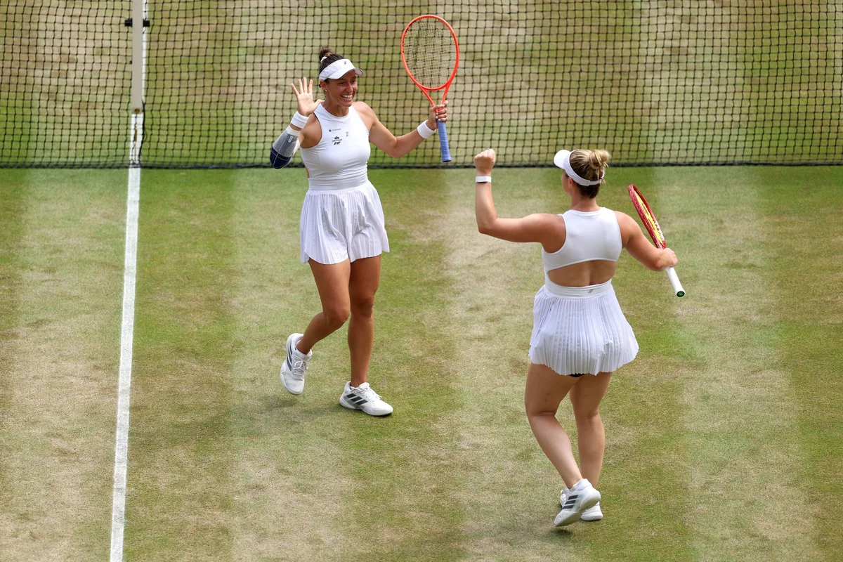 É a primeira vez que uma brasileira chegou à final do Wimbledon desde 1967. É a primeira vez que uma brasileira chegou à final do Wimbledon desde 1967.