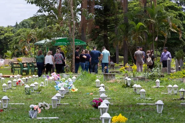 “Kley não matava uma mosca”, diz madrasta de vizinho morto por PM