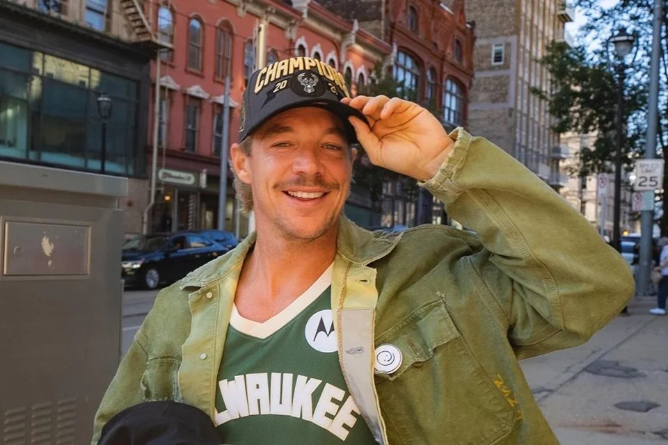 Diplo tem 42 anos Diplo tem 42 anos