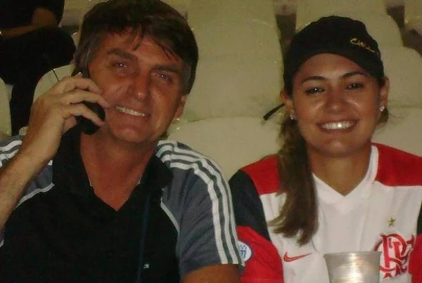 Bolsonaro convida Michelle e Moro para jogo Flamengo x CSA