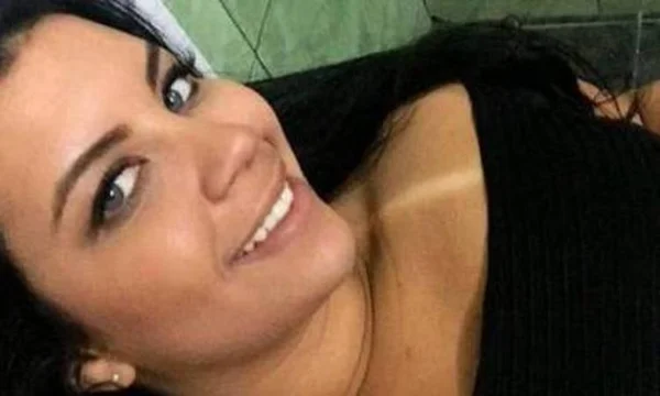 Jady Bolt vira estrela de reality show em canal de TV francês