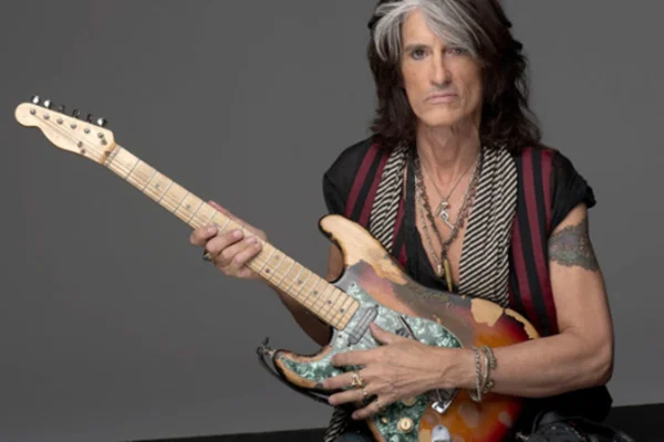 Foto colorida Joe Perry