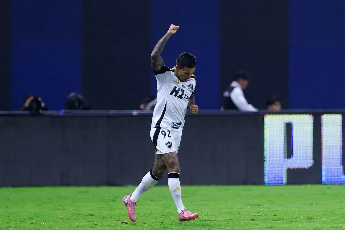 Dudu comemorando gol pelo Atlético-MG contra o Independiente Del Valle