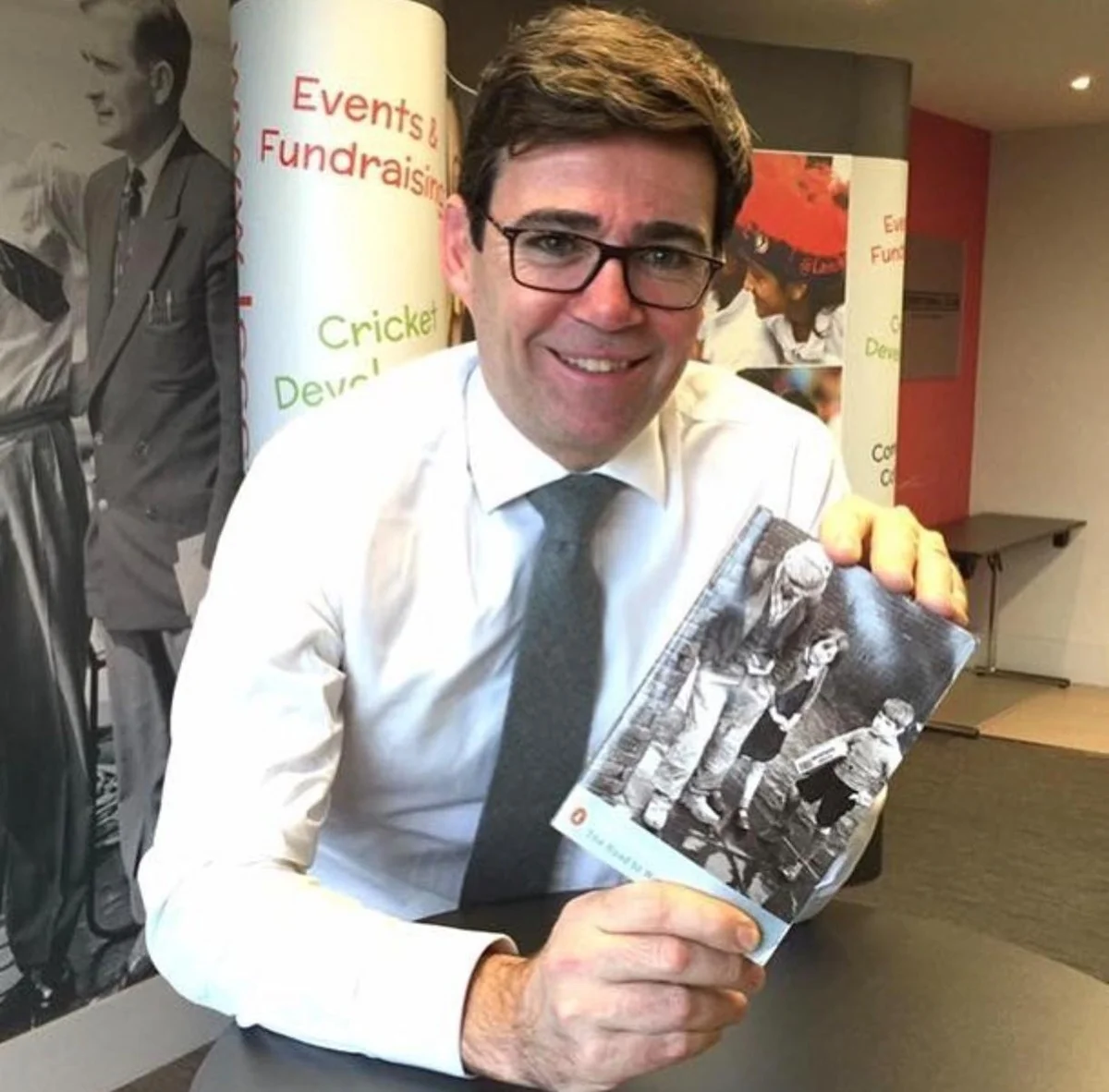 Andy Burnham é o atual prefeito da Grande Manchester Andy Burnham é o atual prefeito da Grande Manchester