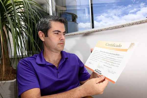 Professor espera há sete anos por pagamento de dívida pela Fortium