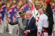 Com Lula, Exército reforça defesa contra ameaças internacionais; vídeo - imagem 3 Com Lula, Exército reforça defesa contra ameaças internacionais; vídeo - imagem 3