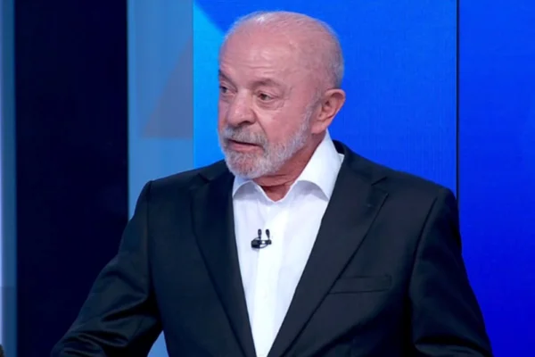 Lula durante debate na TV Globo - Metrópoles