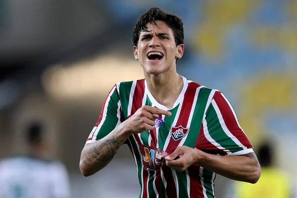 Fluminense: exames apontam lesão na coxa direita do atacante Pedro