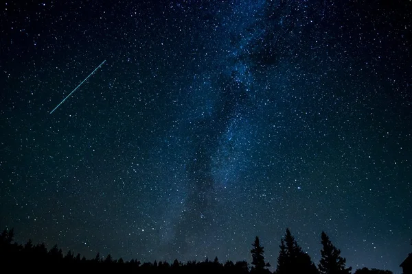 Chuva de meteoros Orionidas já iniciou. Saiba como assistir