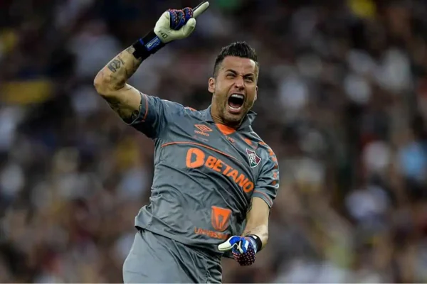 Fábio atinge recorde histórico na Libertadores com Fluminense; confira