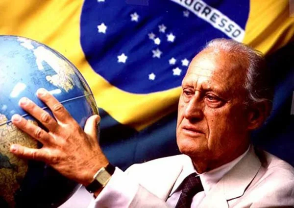 Presidente da Fifa declara “gratidão” a João Havelange