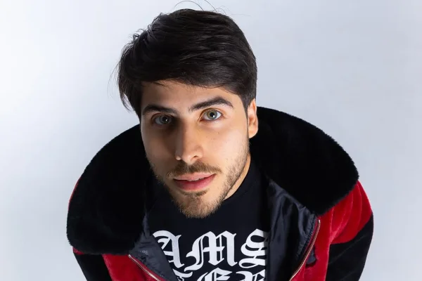 Quem era Lucas Frota, DJ brasileiro morto em acidente aéreo no Rio
