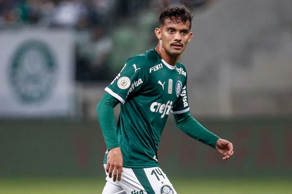 Jogador do Palmeiras se irrita com secada: “Torcem por minha derrota”