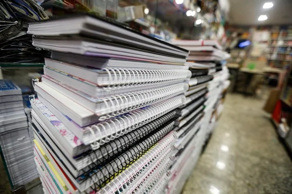 Cartão Material Escolar: papelarias têm 4 dias para se credenciar