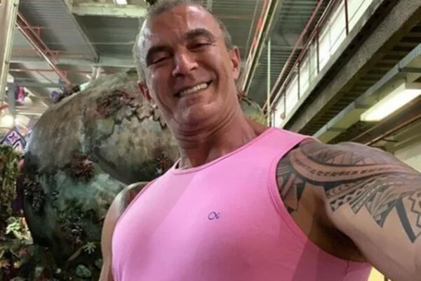 Paulo Barros recorda homenagem no Carnaval de SP: "Quase enfartei" - Metrópoles