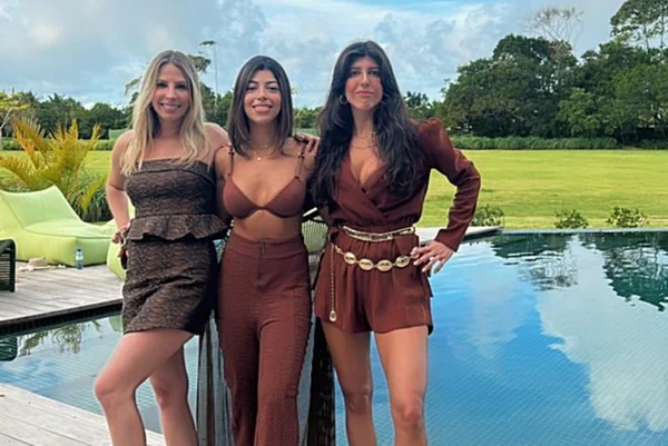 Fabiana Guimarães, Giovana Nogueira e Letícia Valle