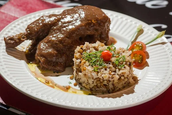 Cinco sugestões para a hora do almoço no setor central de Brasília