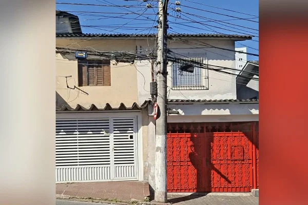 Com verba da Alesp, petista alugou casa vazia de assessora esteticista - destaque galeria Com verba da Alesp, petista alugou casa vazia de assessora esteticista - destaque galeria