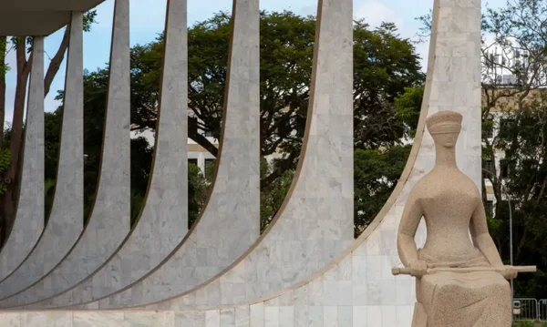Praça dos Três Poderes em Brasília