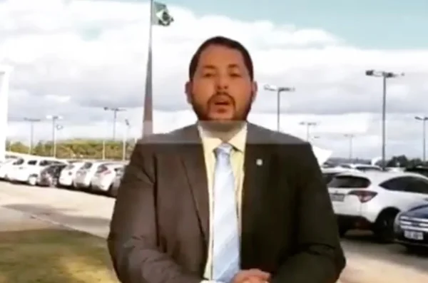 PP lança extremista que atacou STF e ameaçou Felipe Neto