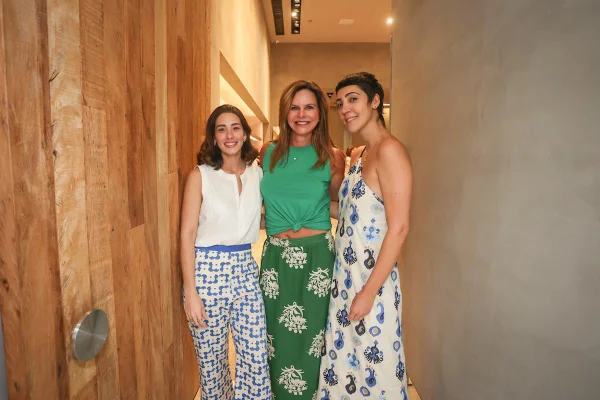 Stella Sartório, Claudia Salomão e Naiara Roriz